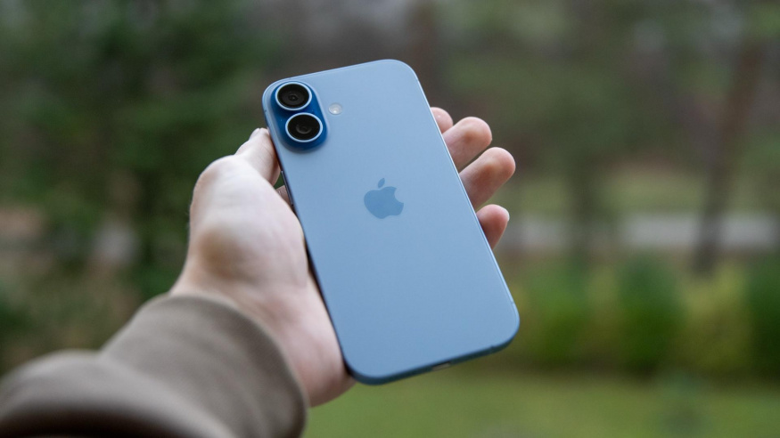Budeme zdražovat, potvrdil Tim Cook. Paměťová krize dohnala i Apple
