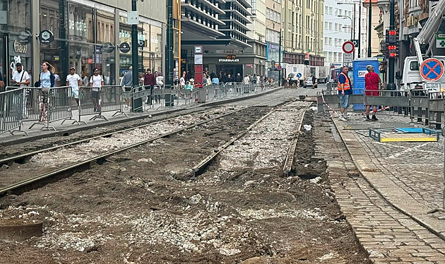 Další výluka v centru Prahy. Tramvaje neprojedou ke Staroměstské