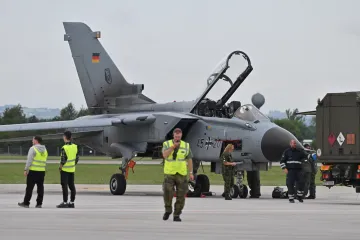 Na letišti v Mošnově začaly Dny NATO, v koloně mohou lidé čekat i dvě hodiny